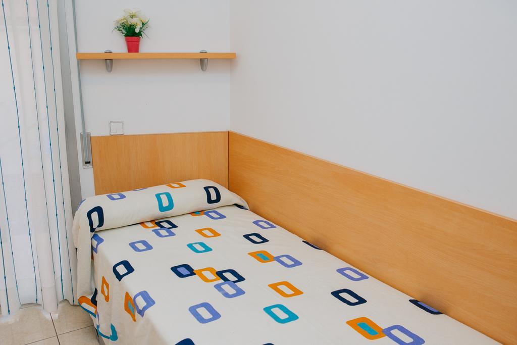 Apartamentos Navas Барселона Экстерьер фото