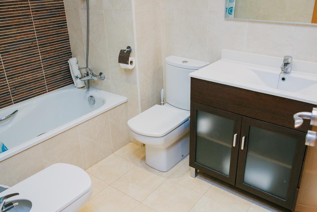 Apartamentos Navas Барселона Экстерьер фото