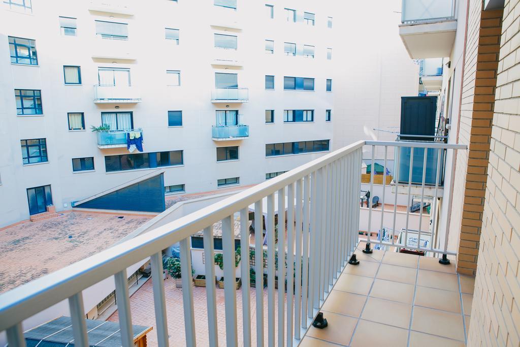 Apartamentos Navas Барселона Экстерьер фото