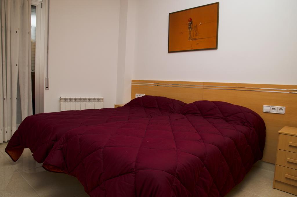 Apartamentos Navas Барселона Экстерьер фото